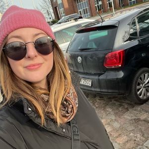 Meet your Posher, Jessica